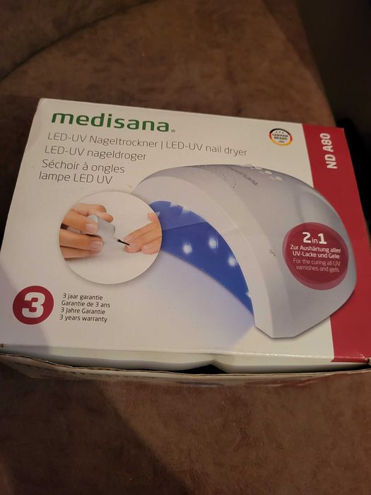 UV и LED комбинирана лампа за маникюр и педикюр