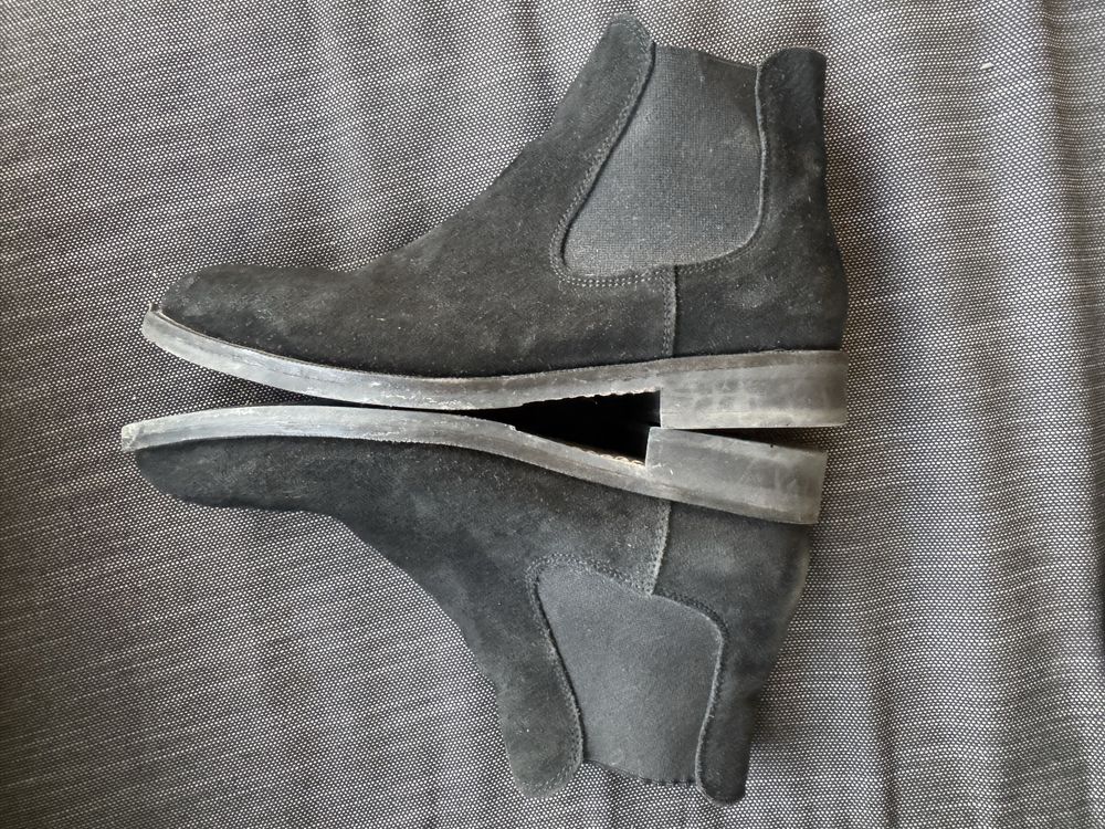 Vand ghete barbati piele intoarsa