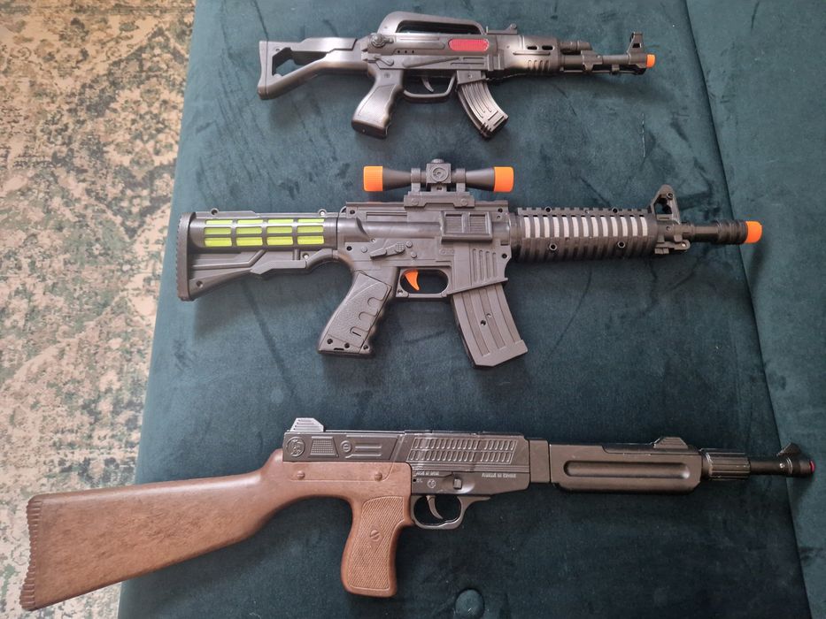 Играчки - три отлично работещи пушки