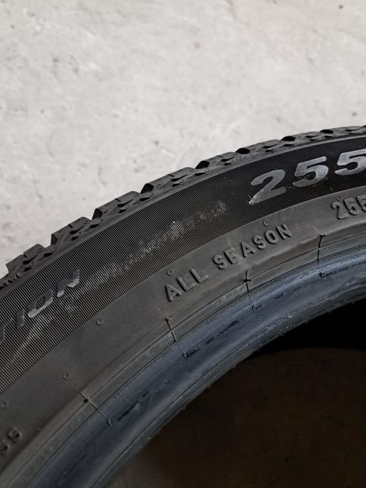 2 anvelope Allseasons 255 40 R20 Pirelli