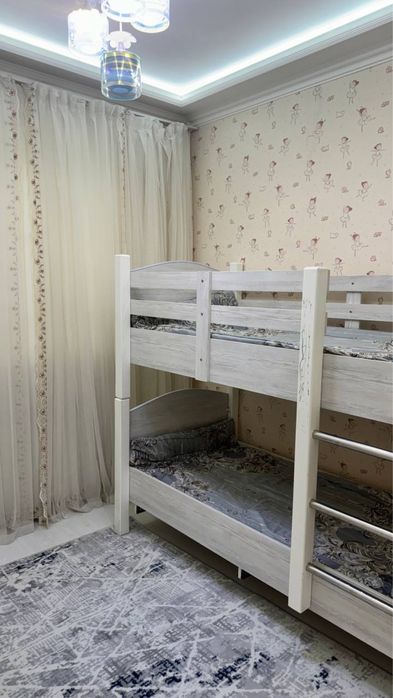 Продаётся квартира на Бобура