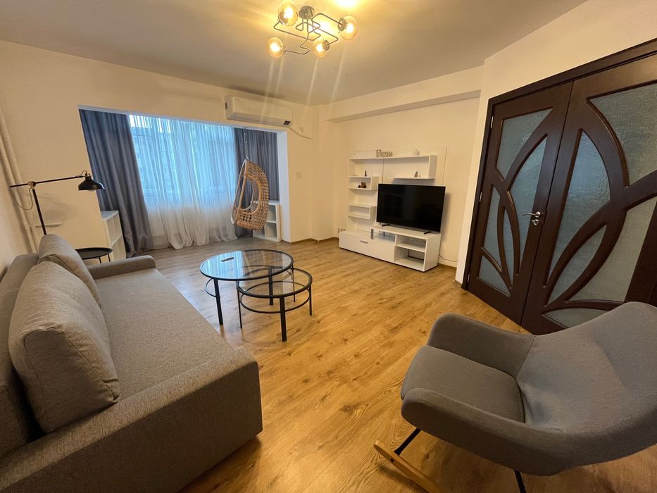 Închiriez ap 2 camere, 67m2, vedere la Delta Văcărești+loc de parcare