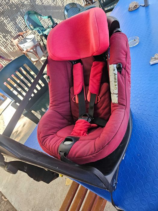 Седалка за кола Maxi Cosi AxissFIX