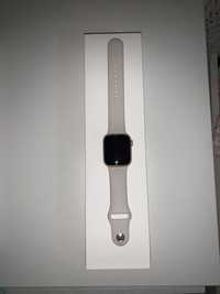 Продам apple watch se 40mm