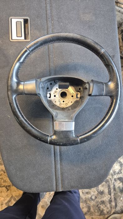 Оригинален Волан за Голф 5 GT