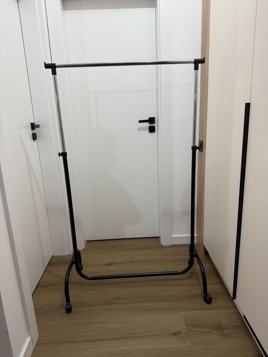 Suport / stander umerase cu roti