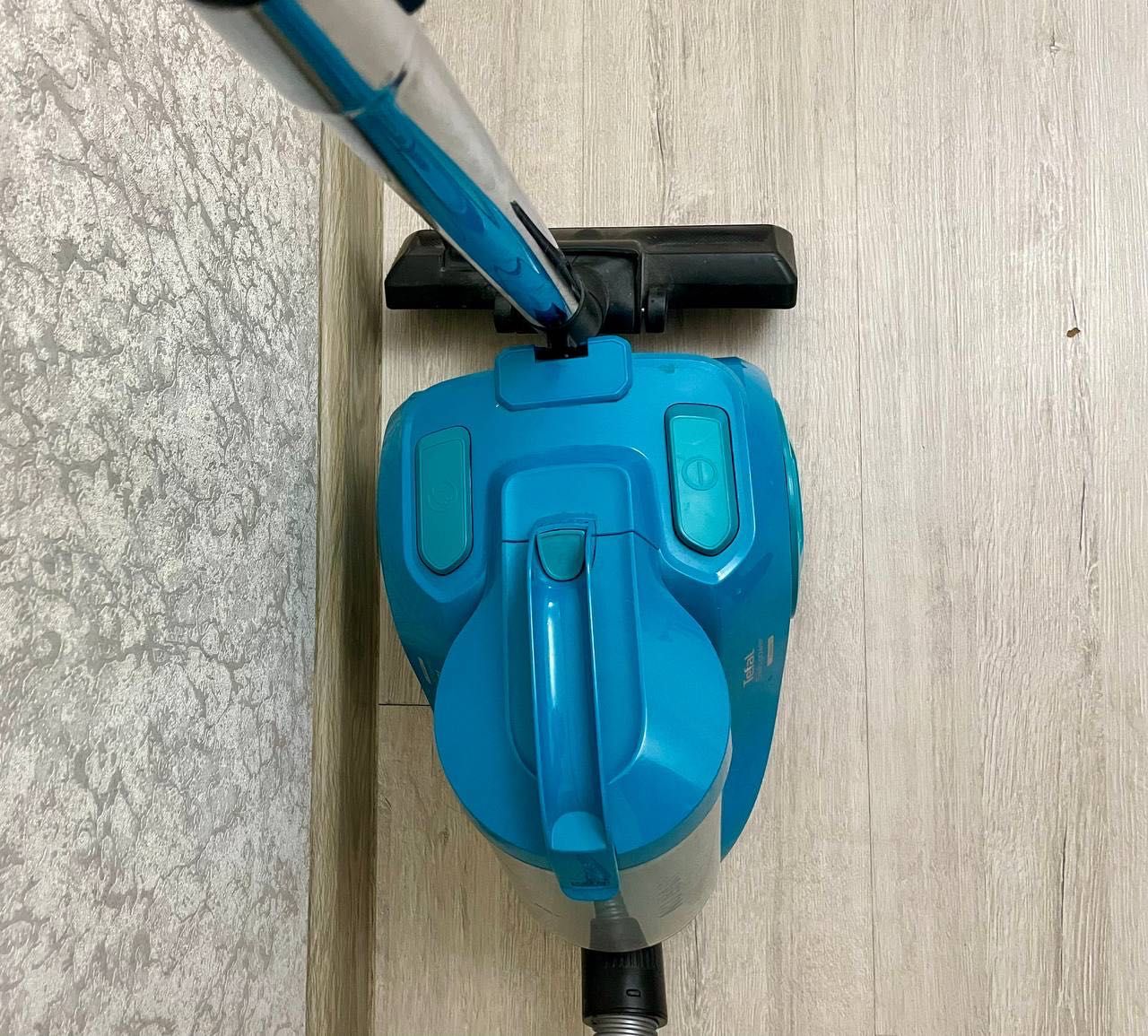 Пылесос Tefal Swift Power Cyclonic голубой