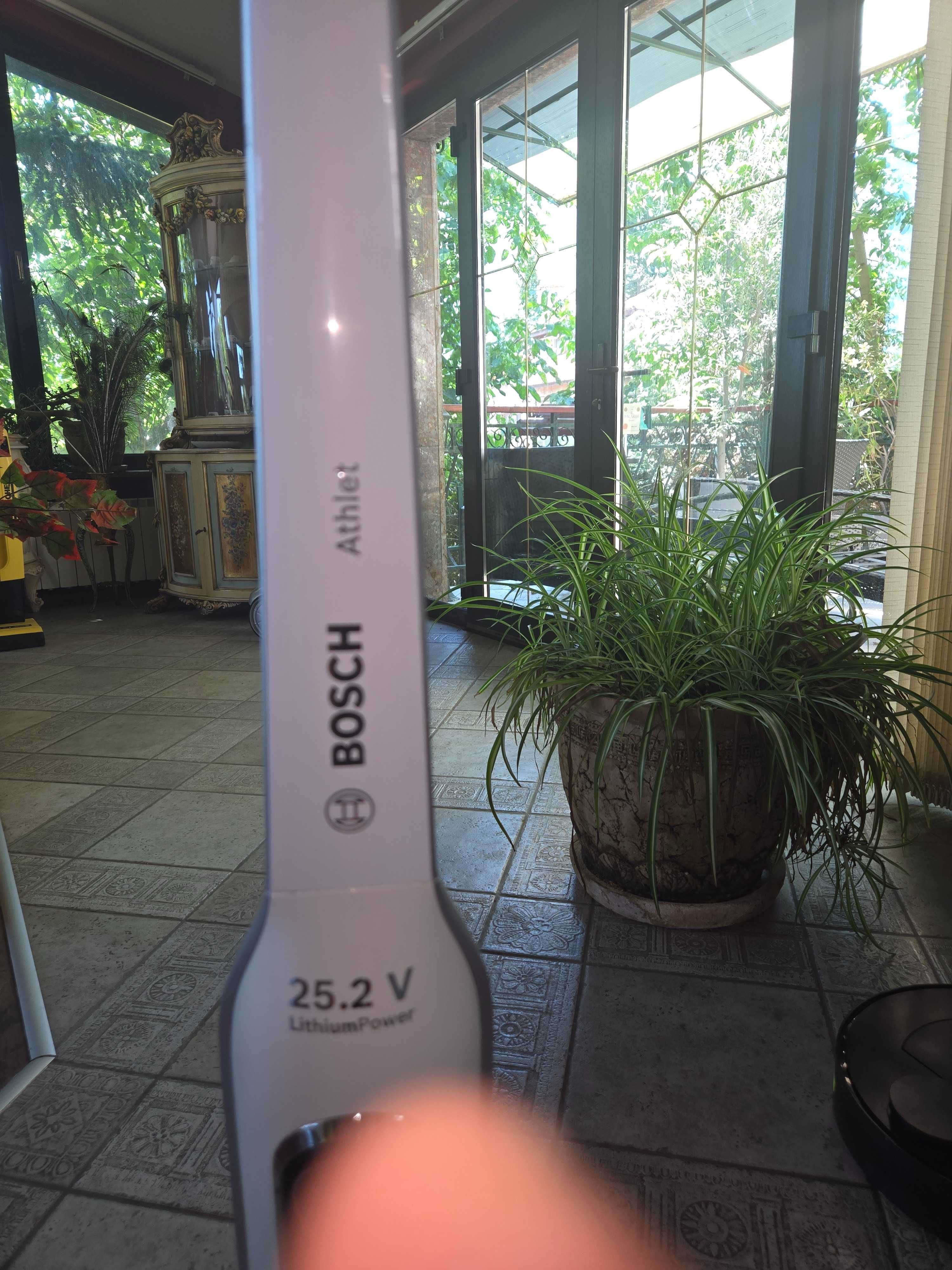 Прахосмукачка Bosch Athlet 25,2v  безкабелна