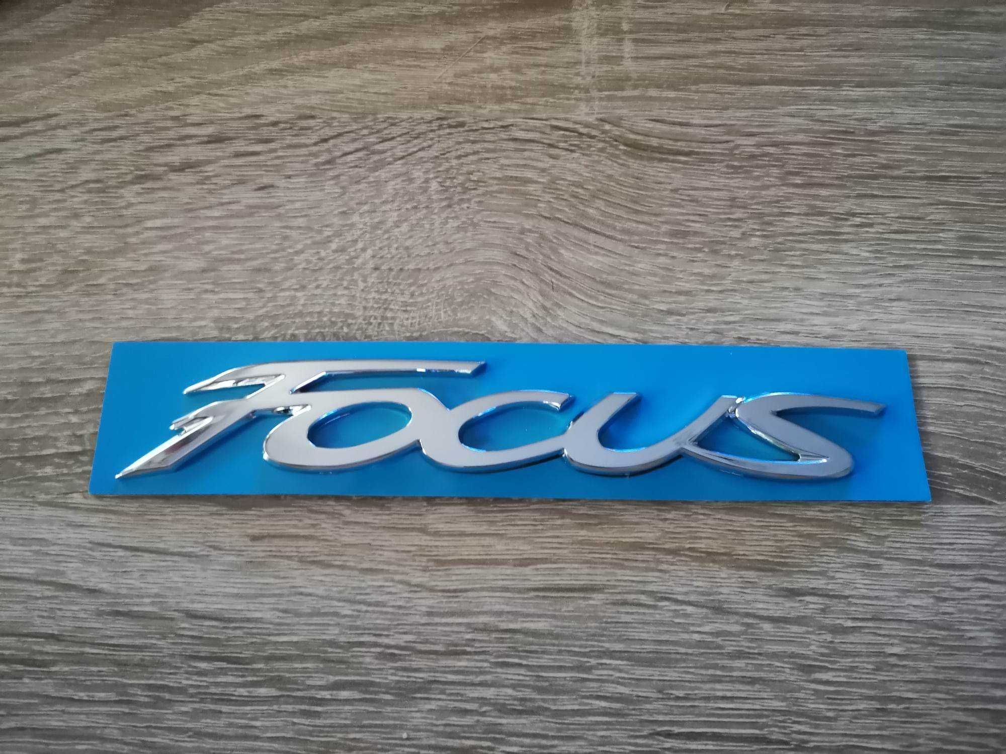 сребрист надпис Форд Фокус Ford Focus