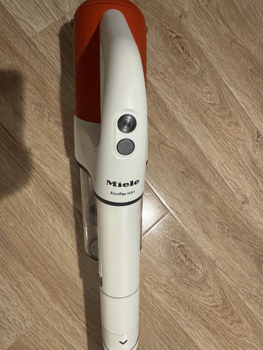 Aspirator vertical MIELE Duoflex HX1