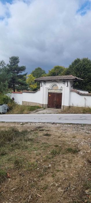 Парцел извън регулация