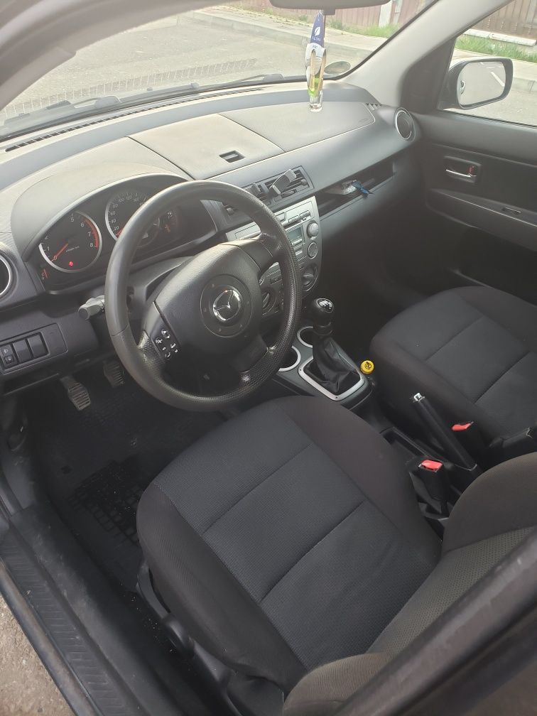 Vand  urgent Mazda 2