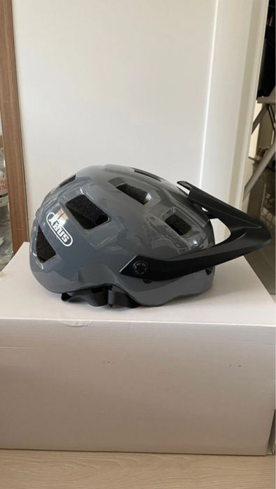 Casca Mountain Bike ABUS MOTRIP