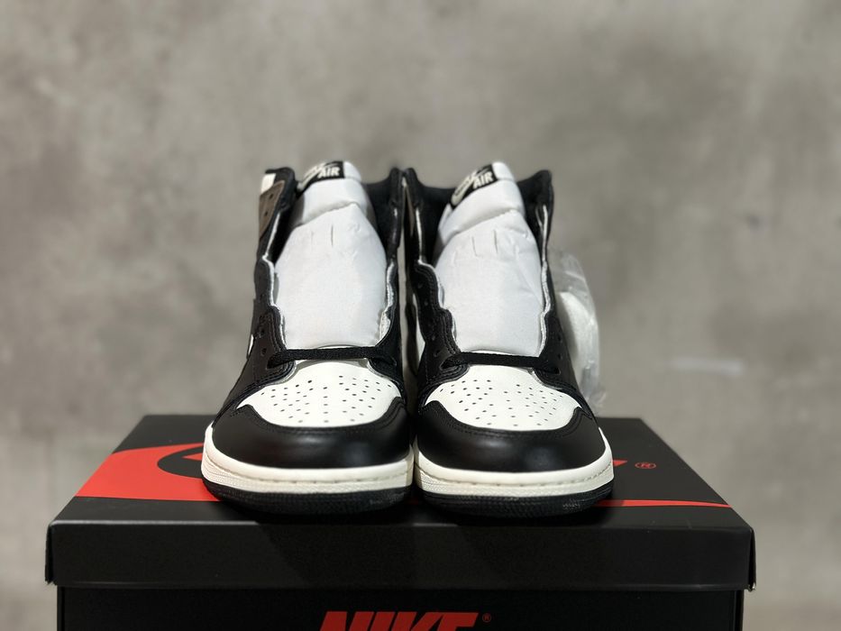 Jordan 1 Dark Mocha 42