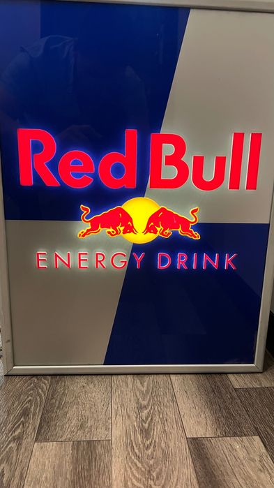 Вывеска ред булл