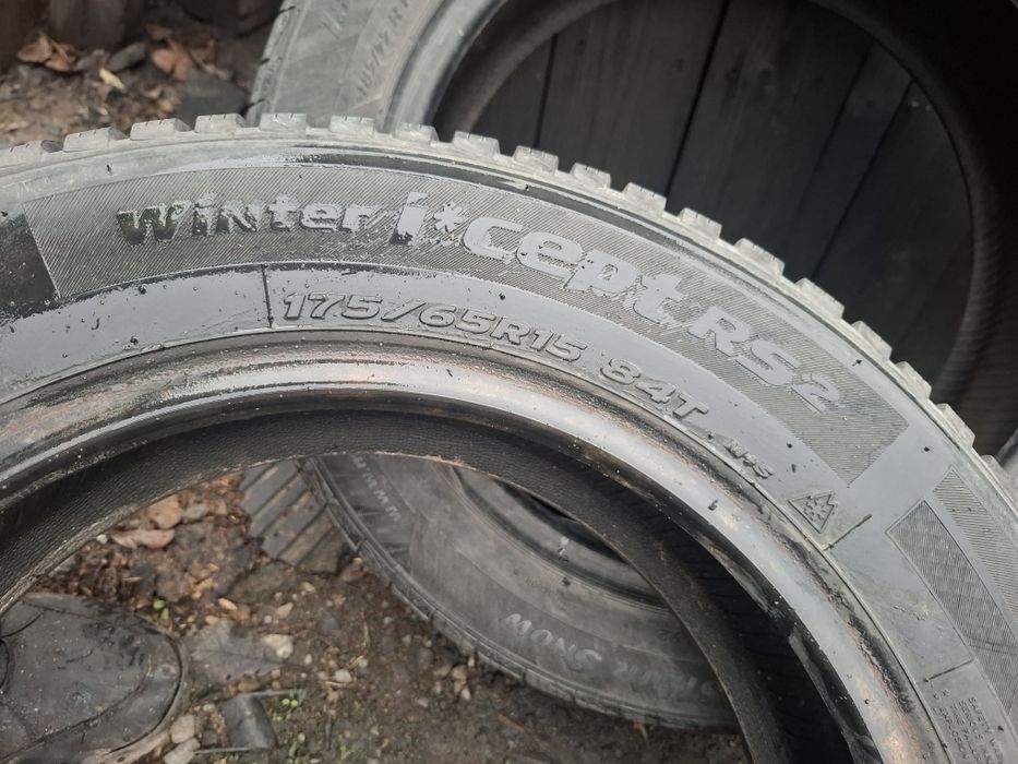 Vand 1 anvelopa 175 65 15 hankook de iarna bun