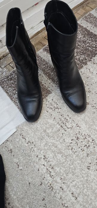 Botine epica cu toc inalt
