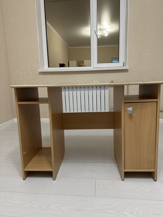 Стол компьютерный