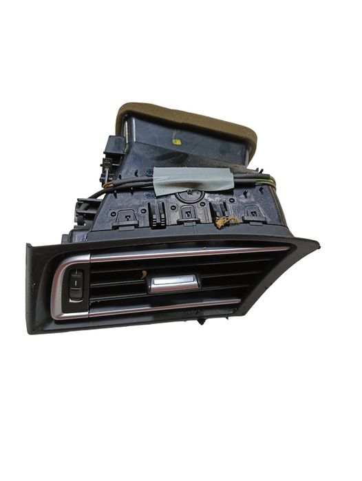 Grila ventilatia stanga fata BMW 7 V F01, F02, F03, F04 2008 - 2015