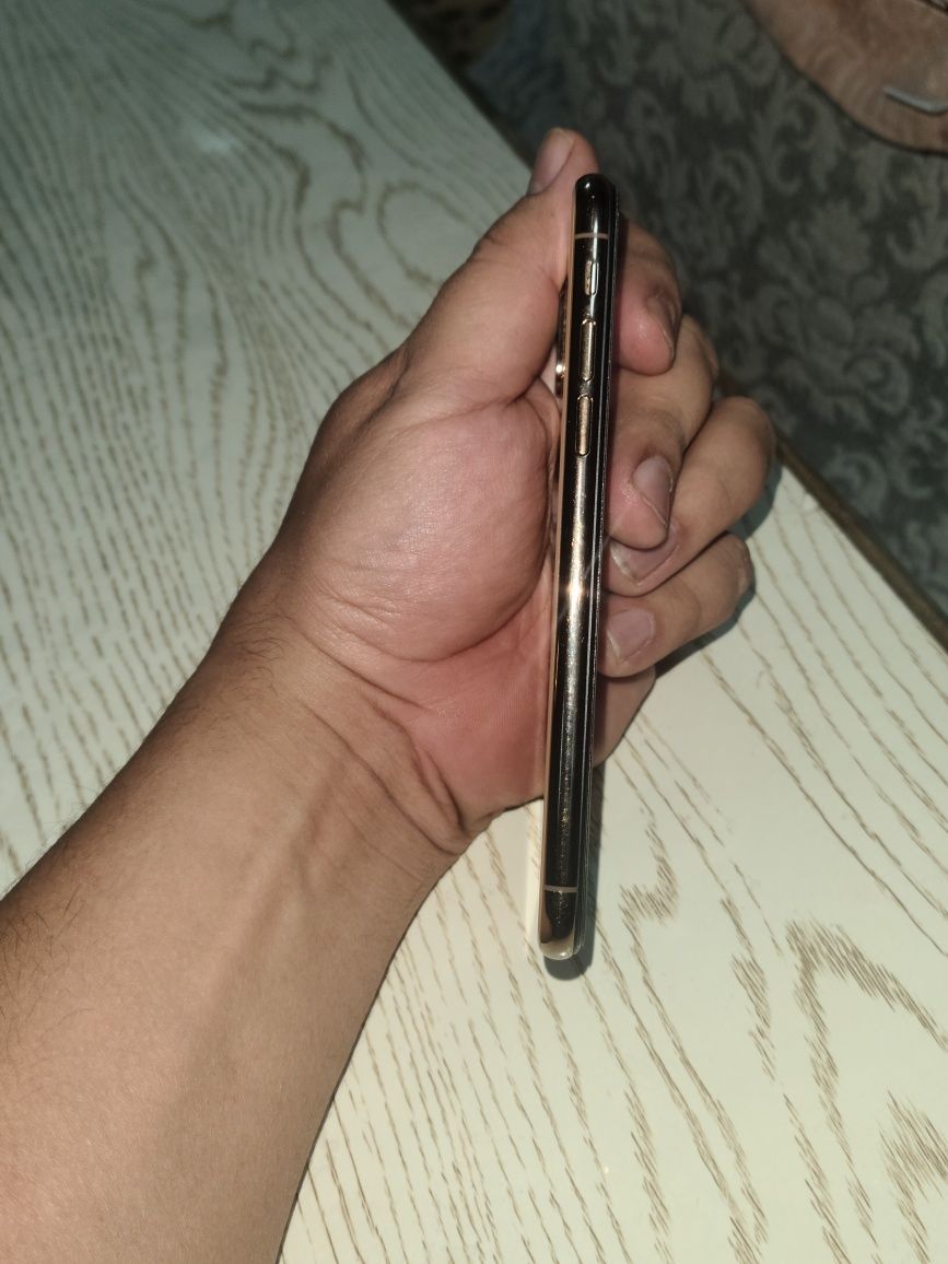 Telefon iPhone XS