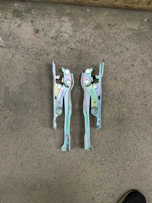 Петля капота на KIA Optima / Magantis 2016- / КИА Оптима 2020