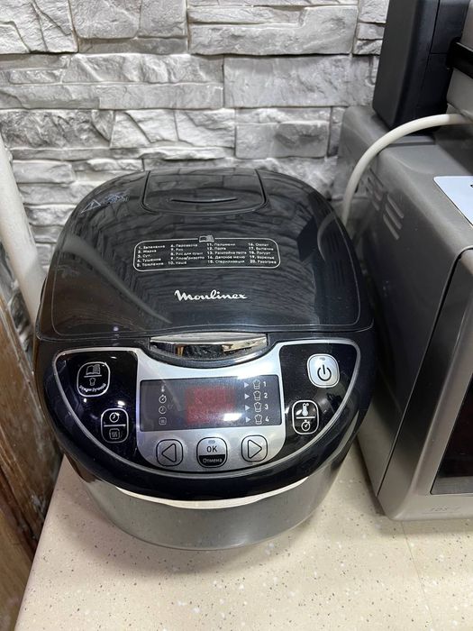Мультиварка продам