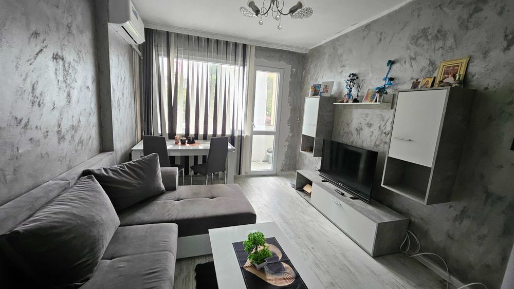 Давам под наем от собственик двустаен апартамент с кухня!