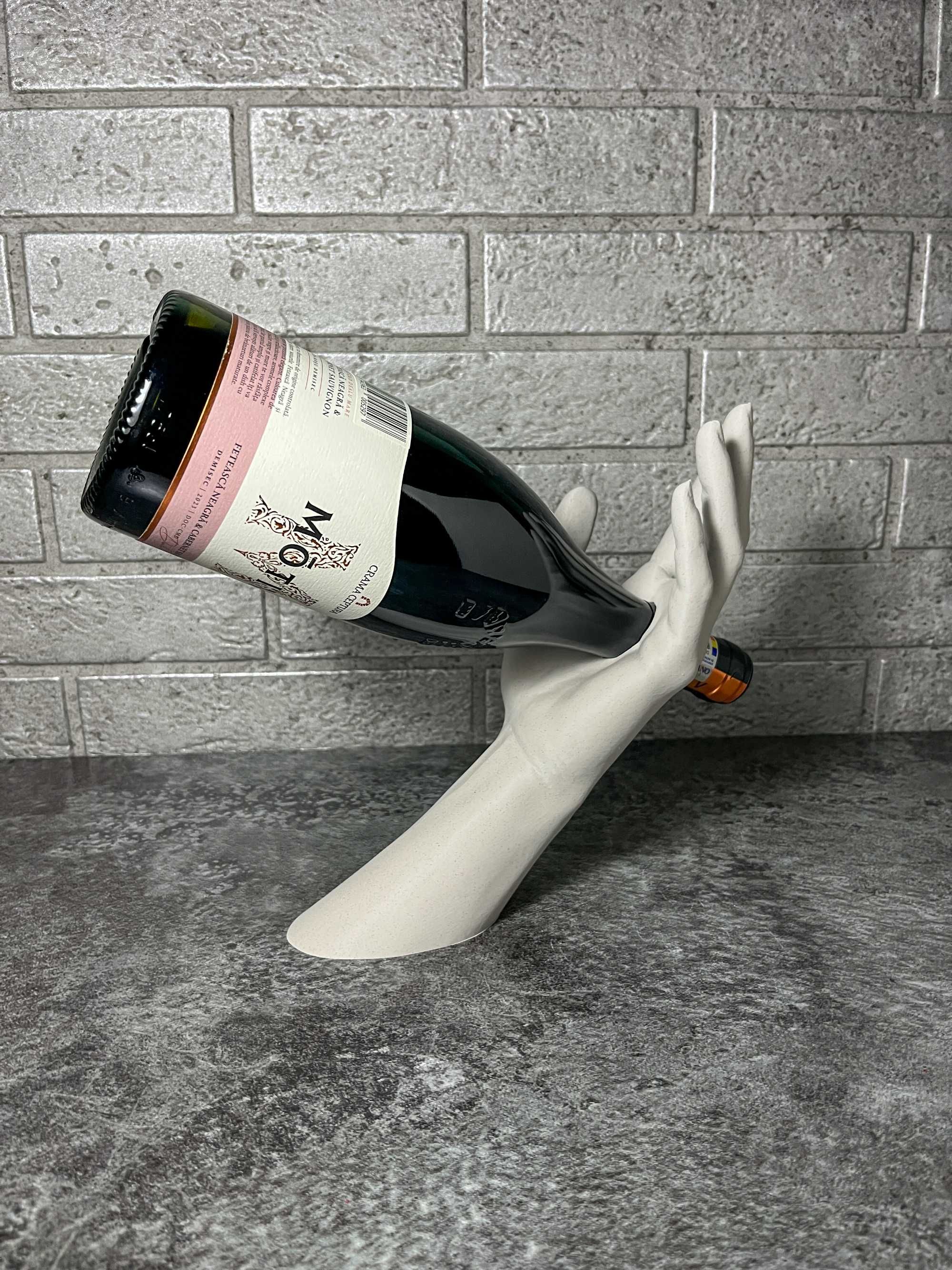 Suport de Vin unic – Cadoul perfect pentru iubitorii de vin