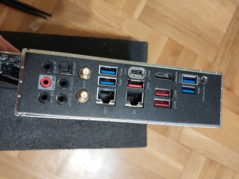 Intel Core i7 14700 + MSI Z790 Gaming Pro Wi-Fi DDR5