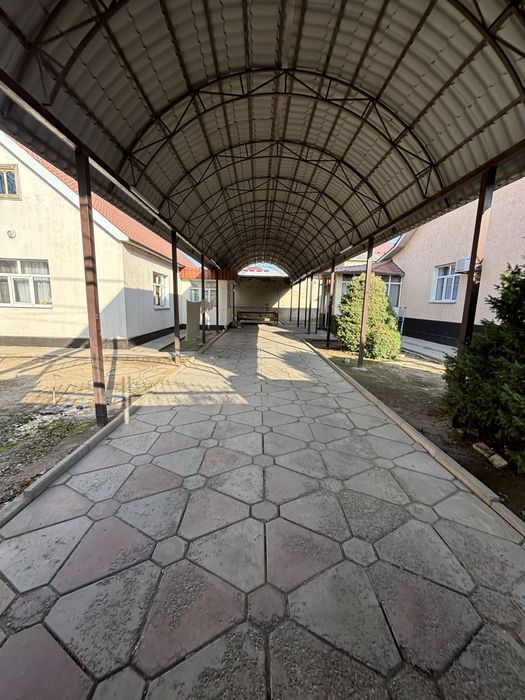 продается дом с времянкой