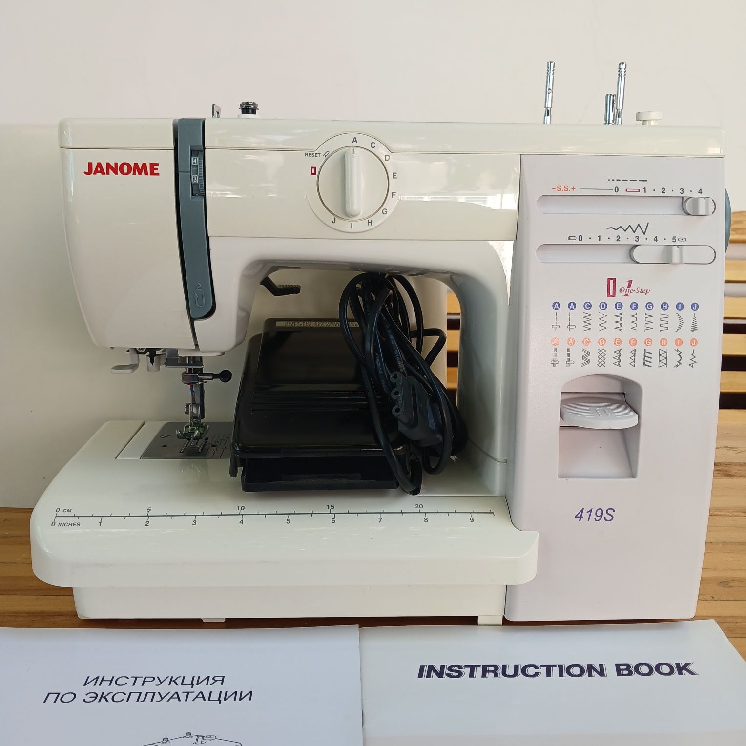 Janome 419S.Год гарантии/Металл/В комплекте.