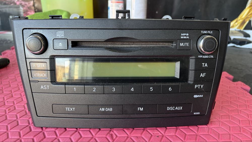 Оригинално CD/MP3 за TOYOTA AVENSİS T27 2008 - 2015г