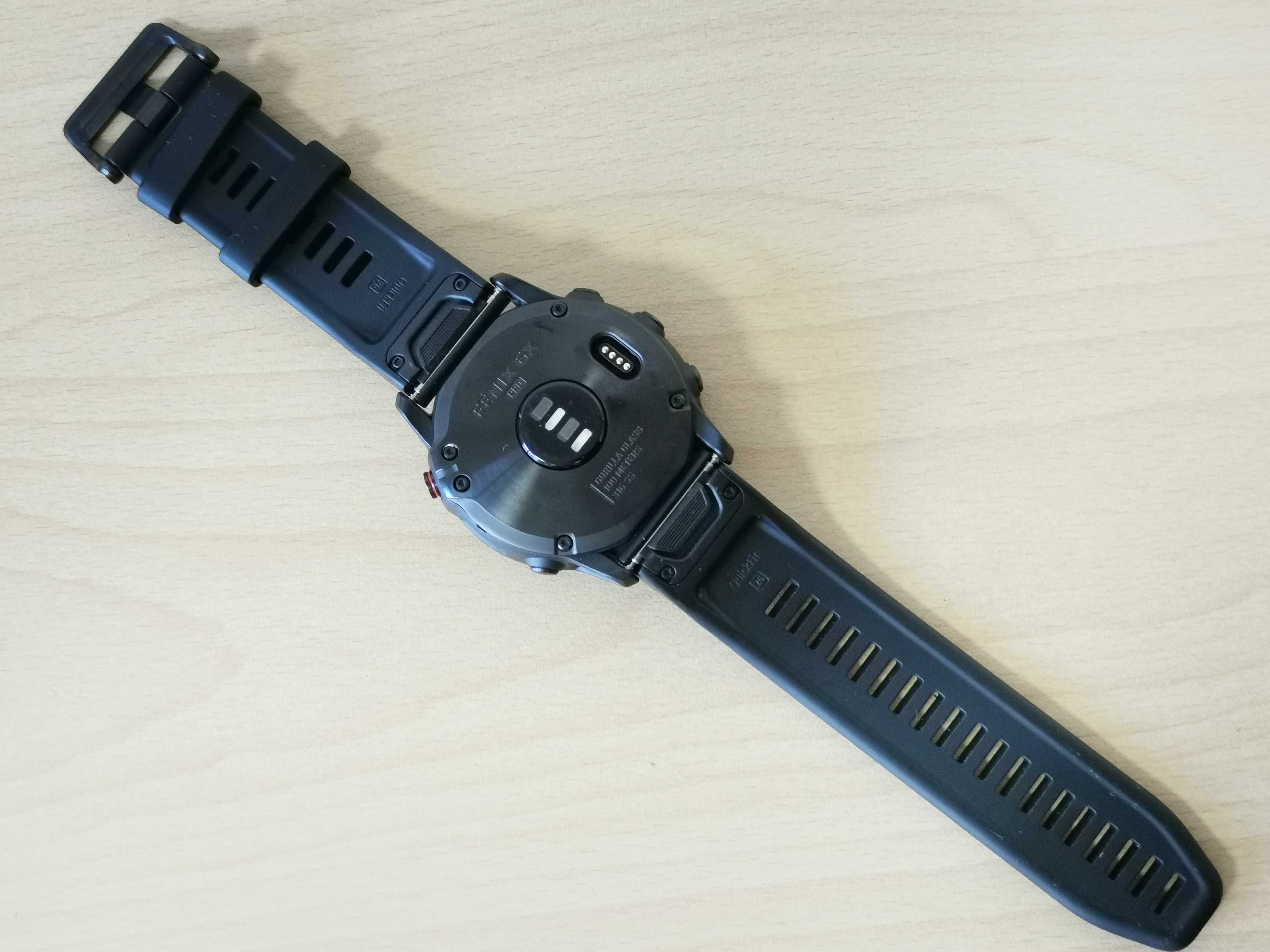 Часовник Garmin Fenix 6X Pro в топ състояние
