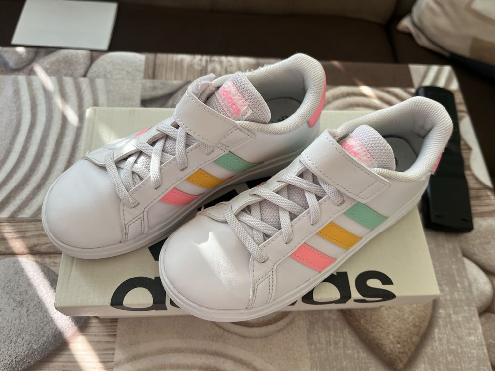 Маратонки Adidas