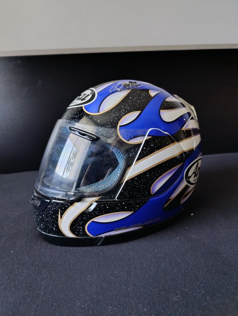 Каска Arai размес S