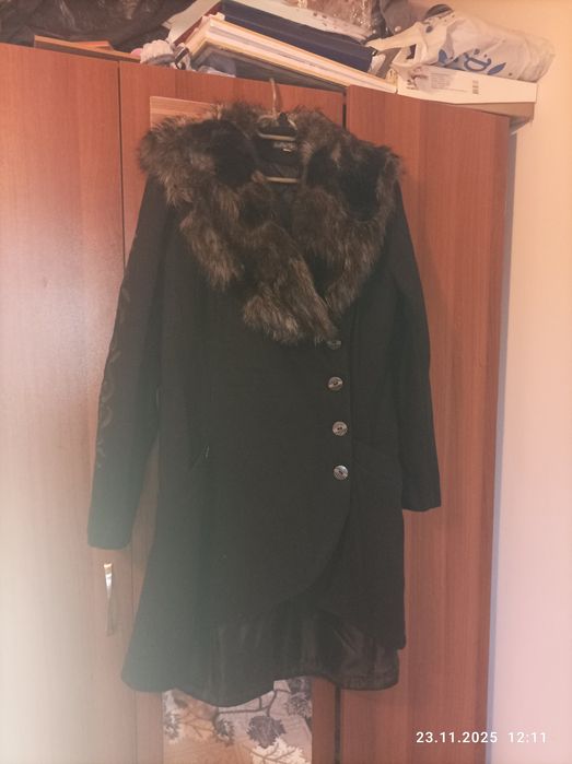 Дамско палто Л размер