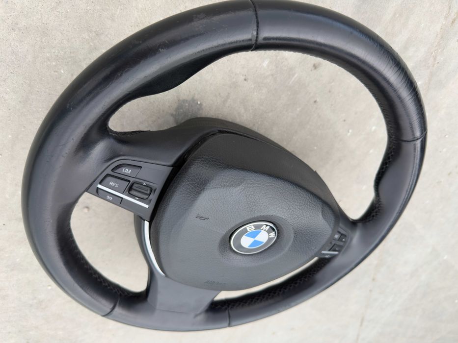 Оригинален волан BMW F10