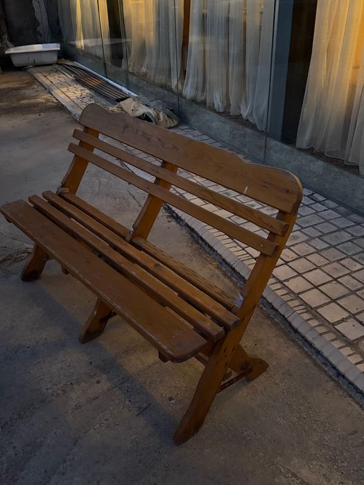 Скамейки, лавочки в ресторан,Срочно