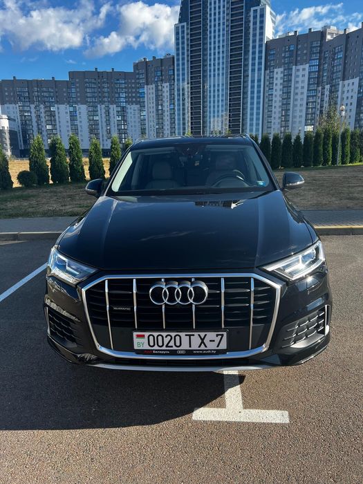 Продам автомобиль AUDI Q7