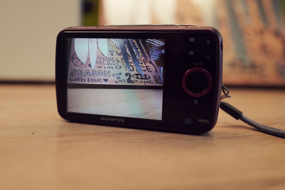 Aparat foto Olympus VH 210 14Mp Pink Red gloss incarcare USB instagram