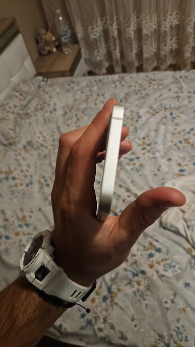 Iphone 12 като нов