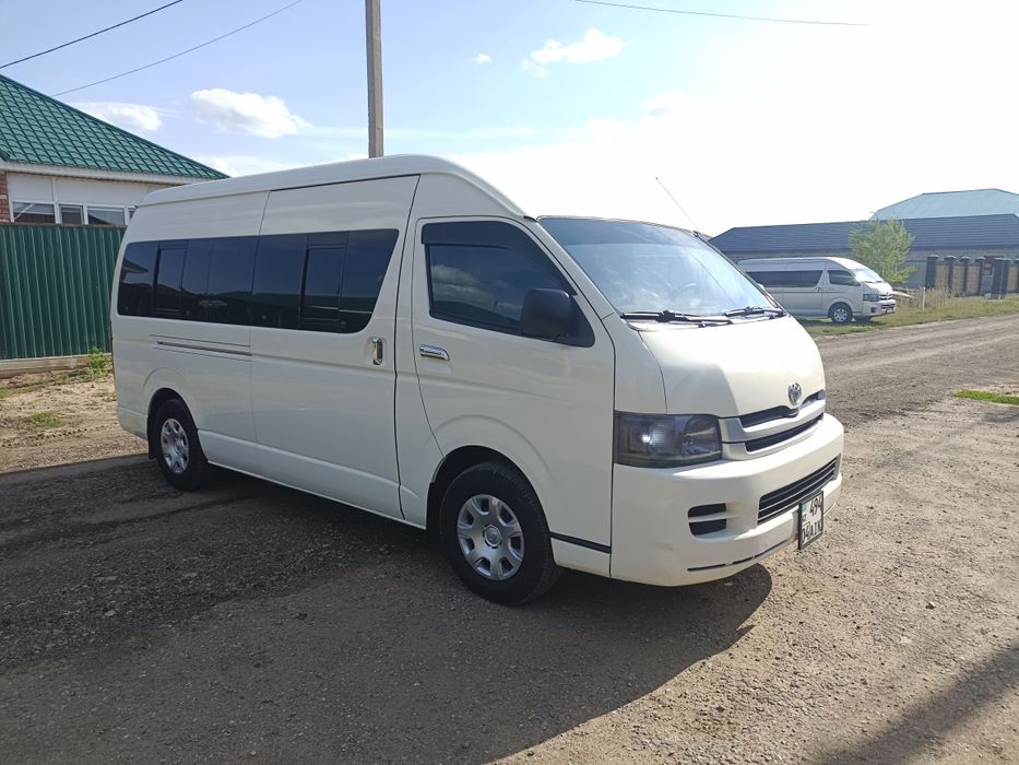 Услуги микроавтобуса Тойота Хайс пассажирские перевозки город, межгоро