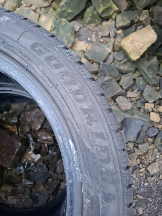 Vand 2 anvelope 245 45 17 goodrip de iarna dot 2023