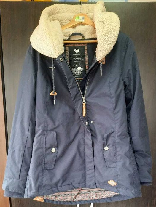 Geacă damă de iarnă cu glugă