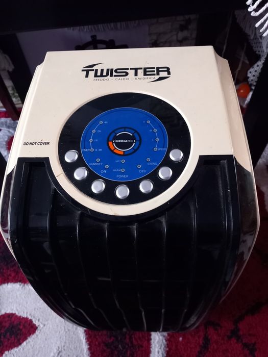 Descriere Instalatie de aer conditionat KR-7010, 60 W, 8 L, 220 m3 / h