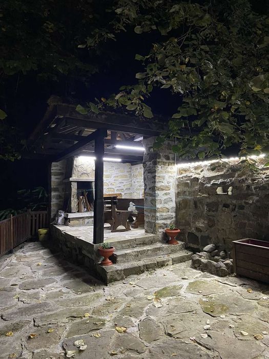 Къща в Ловеч, област-гр.Троян площ 112 цена 220000