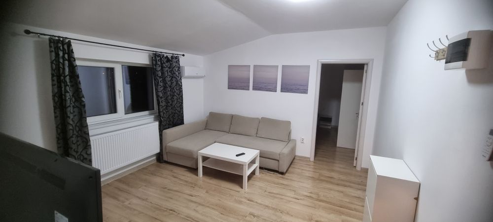 Proprietar inxhiriez 2 camere in voluntari