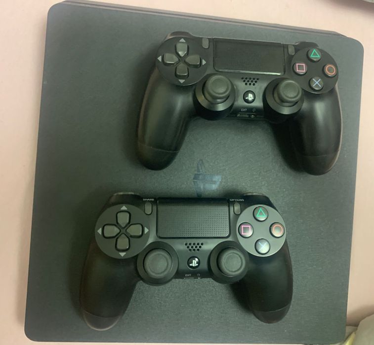 PS4 нормальное состояние, цена 80.000