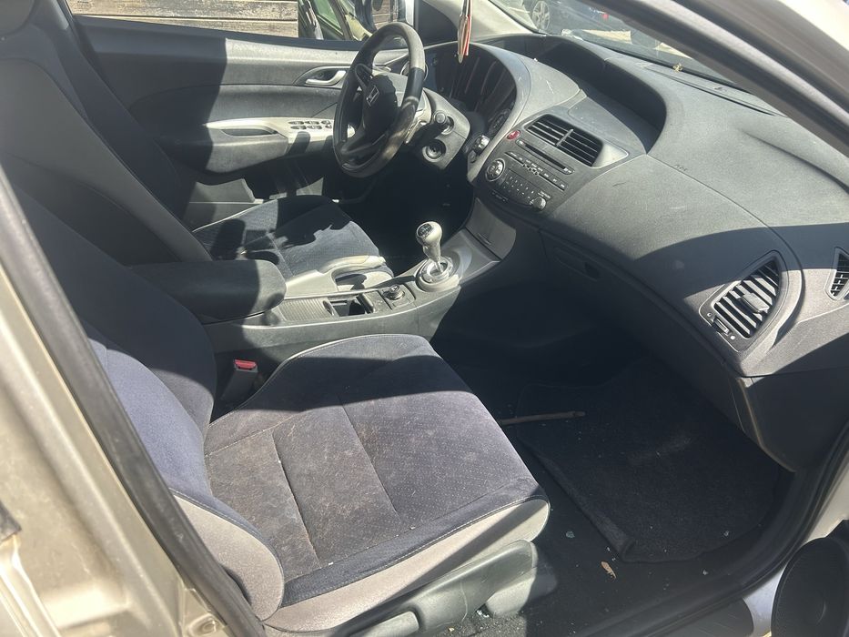 Хонда Сивик 1.8 бензин НА ЧАСТИ