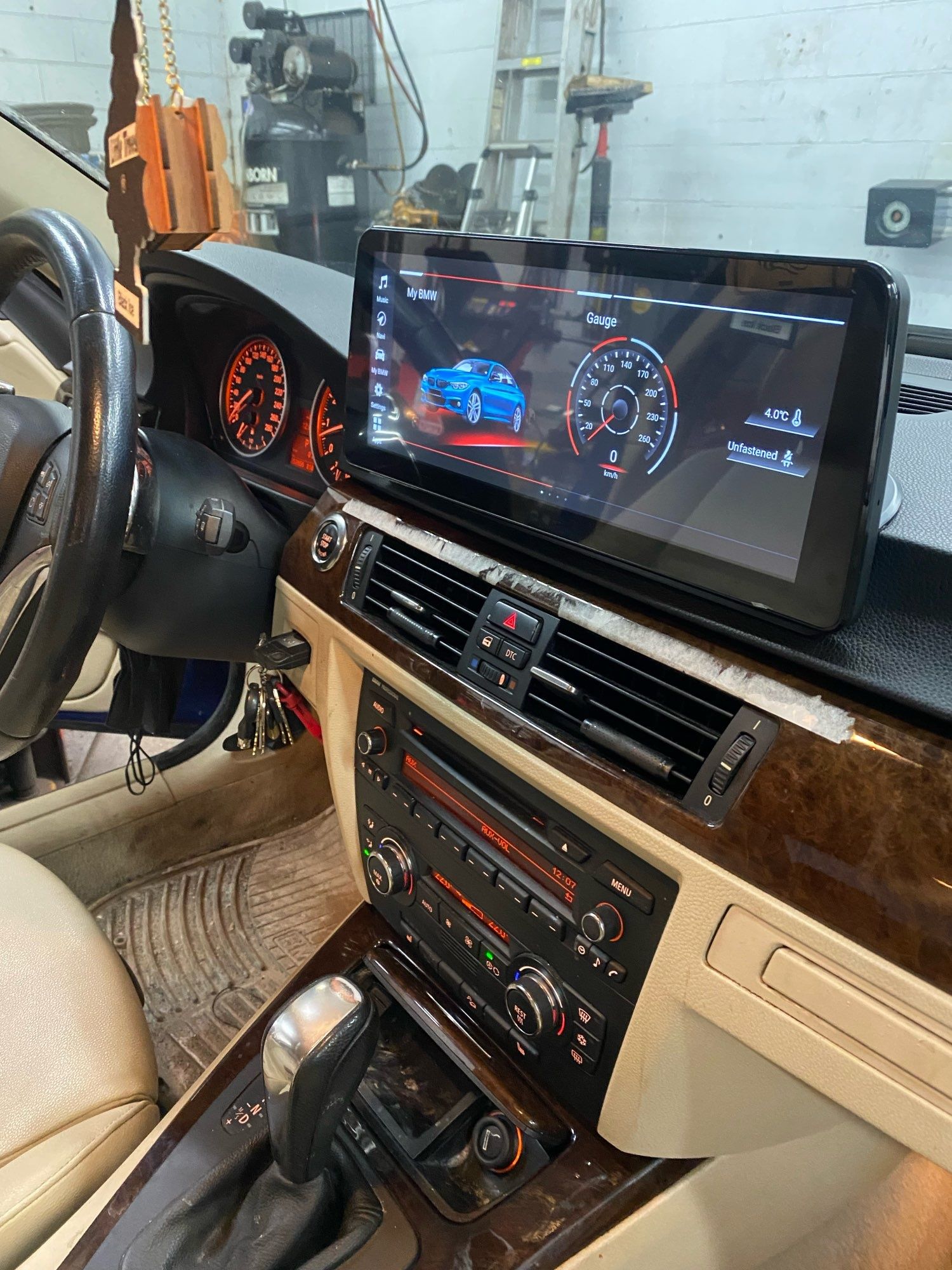 Navigatie BMW E60,E90,12.3 INCH + E90decupat bord